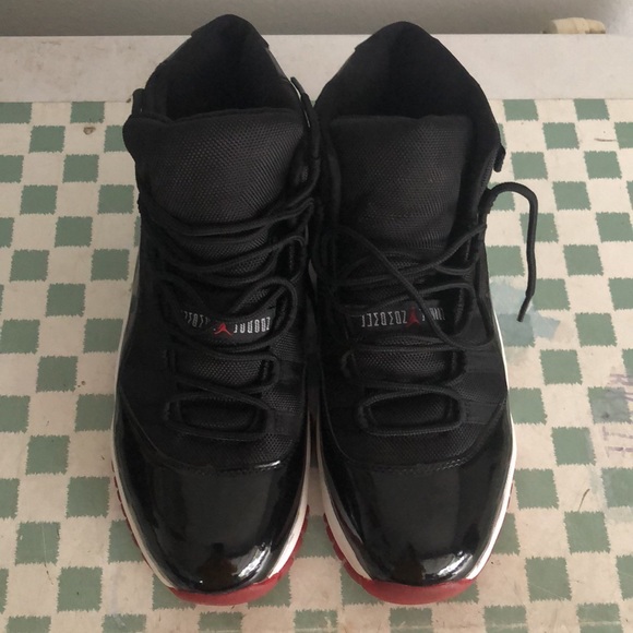 Jordan’s - Picture 3 of 9